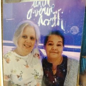 Meet your Posher, Cynthia